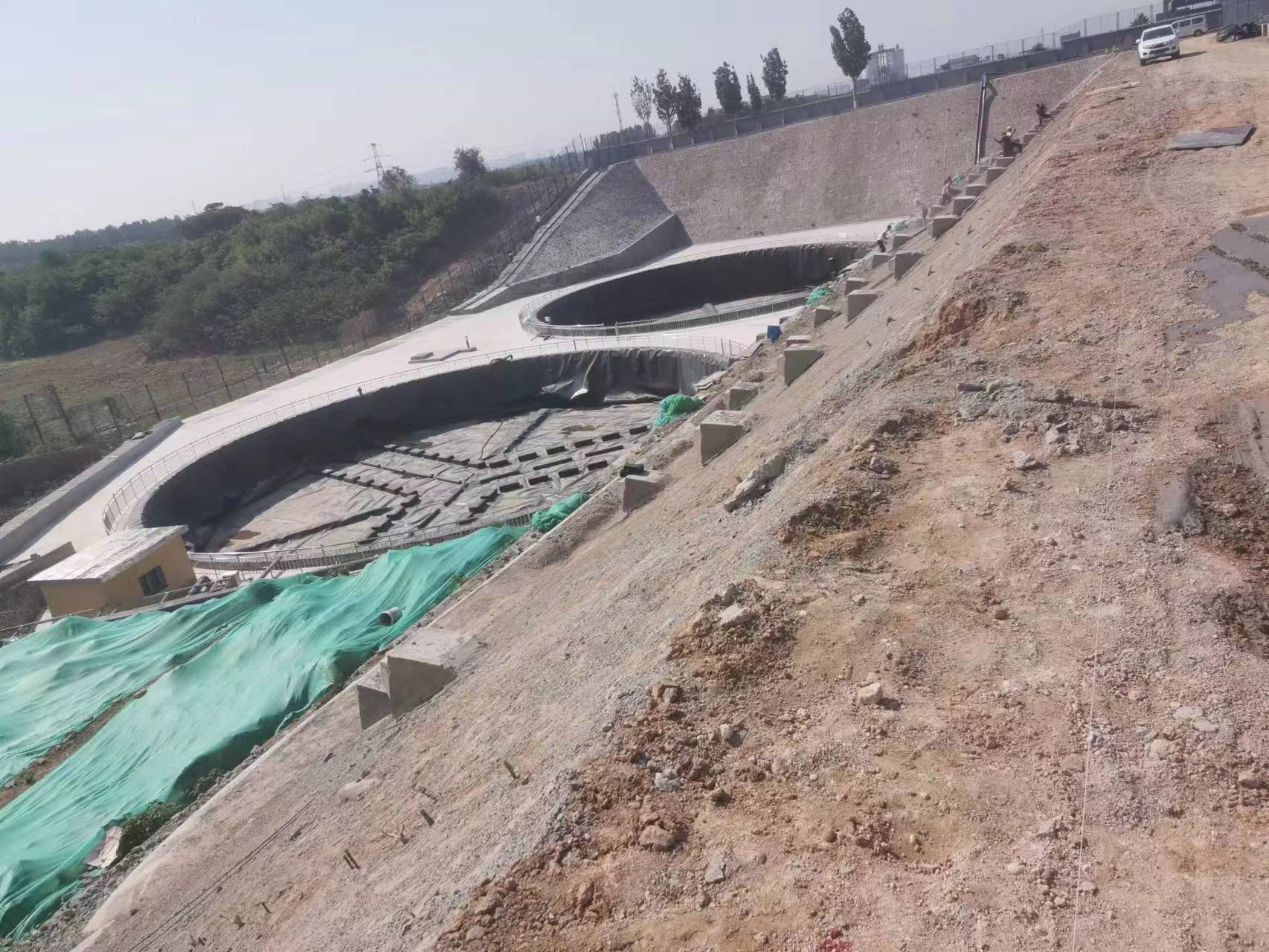 鹰手营子矿地基注浆